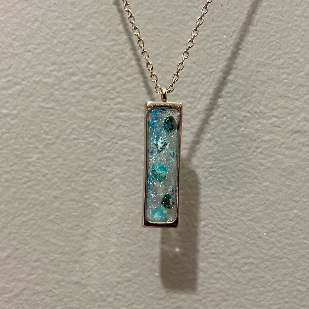 New! Natural stone and glitter pendant necklace boho